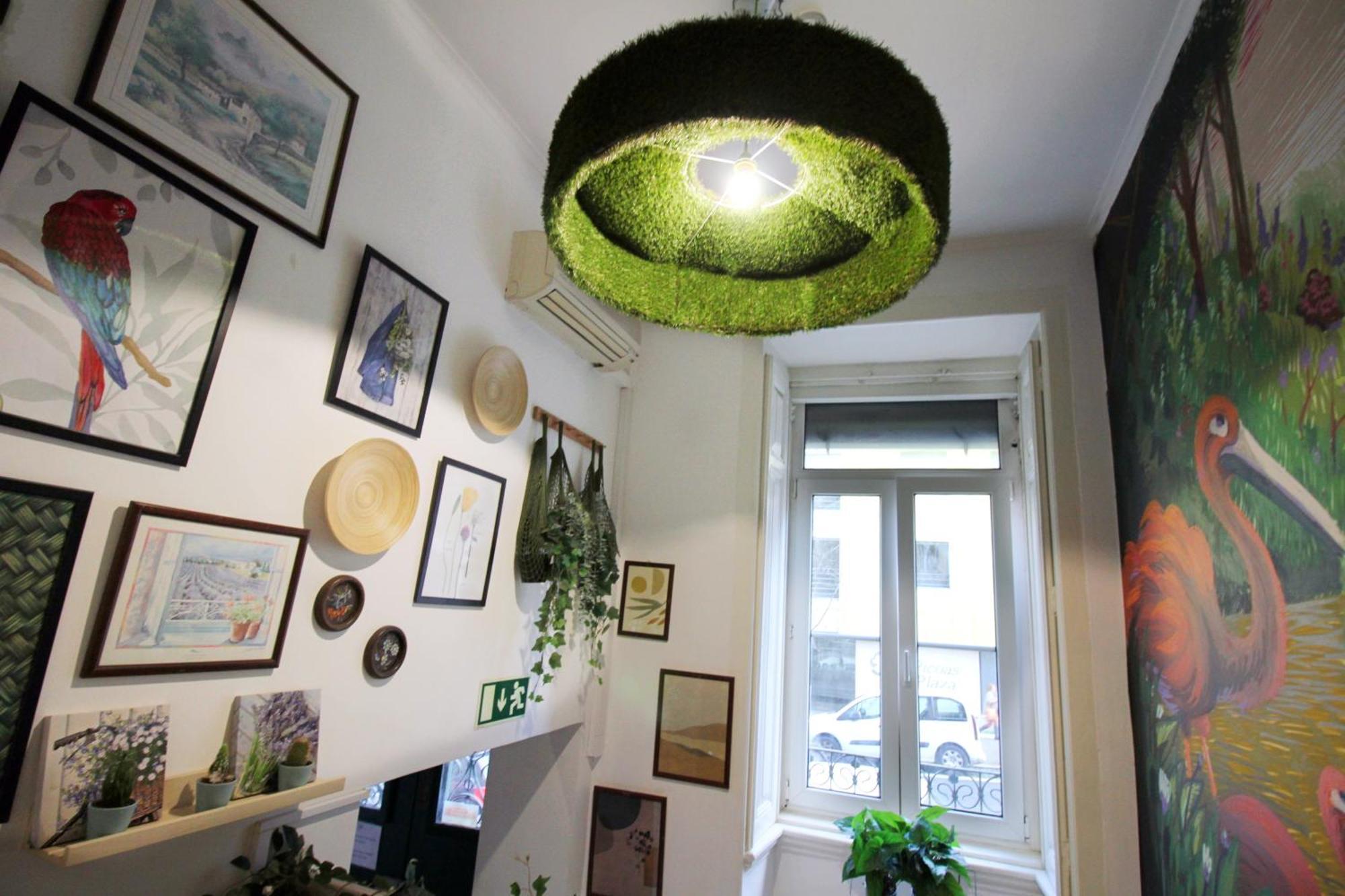 Wot Lisbon Patio Hostel Екстериор снимка